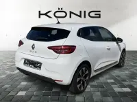 Gebraucht Renault Clio Evolution 140 PS (102 kW) 2023 Weiss Kleinwagen