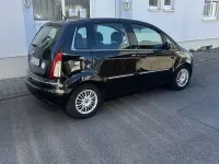 Gebraucht Lancia Musa 95 PS (69 kW) 2010 Braun Van / Kleinbus