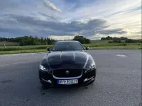 Gebraucht Jaguar XE R-Sport 179 PS (131 kW) 2017 Schwarz Limousine