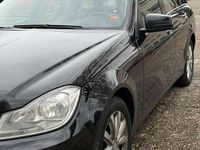 Gebraucht Mercedes C220 170 PS (125 kW) 2012 Schwarz Kombi