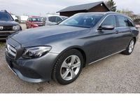 Używany Mercedes E220 Avantgarde 194 KM (142 kW) 2017 Szary Kombi