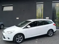 Używany Ford Focus SYNC Edition 101 KM (74 kW) 2014 Biały Sedan/Limuzyna