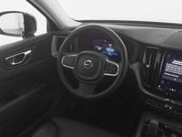 Usado Volvo XC60 Core 197 HP (144 kW) 2022 Preto SUV