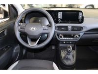 gebraucht Hyundai i10 Trend 1.2 Automatik Komfort-Paket Navi PDC Rückfahrkamera