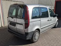 Gebraucht Mercedes Vaneo 91 PS (66 kW) 2004 Silber Van / Kleinbus