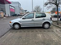 Gebraucht VW Polo 60 PS (44 kW) 1999 Grau Kleinwagen