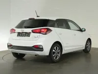 Gebraucht Hyundai i20 YES! 101 PS (74 kW) 2019 Weiss Kleinwagen
