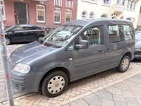 Second-hand VW Caddy Team 105 CP (77 kW) 2010 Gri Monovolum