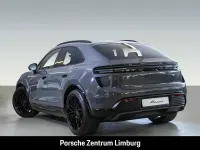 Gebraucht Porsche Macan Turbo 469 kW (639 PS) 2025 Grau SUV