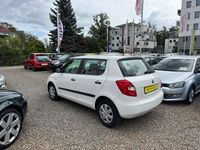 Gebraucht Skoda Fabia Active 60 PS (44 kW) 2012 Weiß Kleinwagen