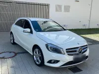 Gebraucht Mercedes A200 156 PS (114 kW) 2015 Weiß Kleinwagen