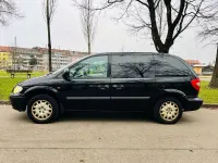 Gebraucht Chrysler Voyager 148 PS (108 kW) 2005 Schwarz Van / Kleinbus