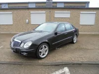 Gebraucht Mercedes E500 AMG 306 PS (225 kW) 2006 Schwarz Limousine