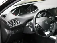 Gebraucht Peugeot 308 Allure 131 PS (96 kW) 2017 Schwarz Kombi