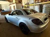 Gebraucht Mercedes SLK280 231 PS (169 kW) 2006 Silber Cabrio