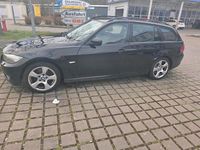 Gebraucht BMW 320 177 PS (130 kW) 2009 Schwarz Limousine