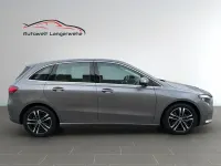 Gebraucht Mercedes B180 136 PS (100 kW) 2024 Grau Kleinwagen
