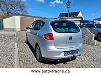 Używany Seat Altea 102 KM (75 kW) 2007 Srebrny Sedan/Limuzyna