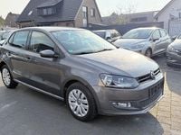 Usado VW Polo Team 86 HP (63 kW) 2010 Cinzento Citadino