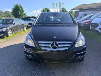 Gebraucht Mercedes B180 Sport 116 PS (85 kW) 2009 Schwarz Van / Kleinbus