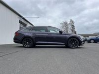 Gebraucht Skoda Superb Style 218 PS (160 kW) 2022 Space violett Kombi