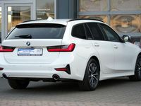 Gebraucht BMW 320 Advantage 190 PS (139 kW) 2020 Andere Kombi