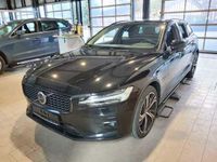 Gebraucht Volvo V60 145 PS (106 kW) 2024 Kombi