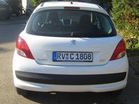 gebraucht Peugeot 207 schnee-weiß