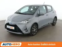 Gebraucht Toyota Yaris Hybrid Team 101 PS (74 kW) 2018 Grau Limousine
