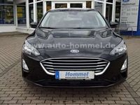 Brugt Ford Focus Cool & Connect 125 HK (91 kW) 2022 Sort Sedan