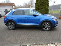 Usata VW T-Roc Style 150 CV (110 kW) 2022 Blu SUV