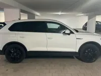 Gebraucht VW Touareg 231 PS (169 kW) 2019 Weiß SUV
