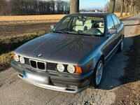 Gebraucht BMW 525 192 PS (141 kW) 1993 Grau Limousine