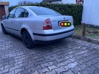 Gebraucht VW Passat Comfortline 131 PS (96 kW) 2003 Silber Limousine