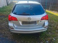 Second-hand Opel Astra 110 CP (80 kW) 2011 Argintiu Break