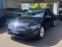 Gebraucht VW Golf VIII Life 150 PS (110 kW) 2022 Deep black perleffekt Kombi