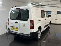 gebraucht Peugeot Partner 1.5 HDI Premium L2 *3-Sitzer*Navi*Klima*