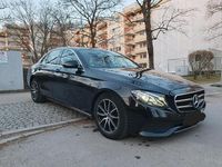 Gebraucht Mercedes E200 Avantgarde 160 PS (117 kW) 2020 Schwarz Limousine
