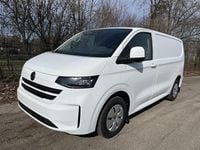 Neu VW T7 100 kW (136 PS) 2026 Clear white Van