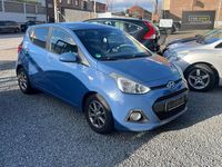 Gebraucht Hyundai i10 Intro Edition 87 PS (63 kW) 2014 Blau Kleinwagen