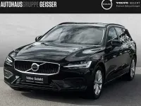 Gebraucht Volvo V60 Core 197 PS (144 kW) 2025 Onyx schwarz Kombi