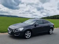 Gebraucht Volvo S60 Summum 163 PS (119 kW) 2011 Schwarz Limousine