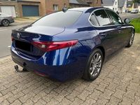 Gebraucht Alfa Romeo Giulia 150 PS (110 kW) 2018 Blau Limousine