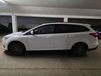 Gebraucht Ford Focus 105 PS (77 kW) 2018 Weiß Kombi
