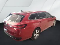 Gebraucht VW Passat Business 150 PS (110 kW) 2025 Chilirot (metallic) Kombi