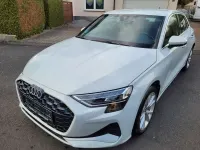 Gebraucht Audi A3 Advanced 116 PS (85 kW) 2024 Gletscherweiß metallic Kleinwagen