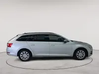 Gebraucht Skoda Superb Active 150 PS (110 kW) 2022 Silber Kombi