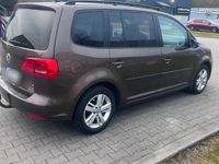 Gebraucht VW Touran 105 PS (77 kW) 2012 Braun Van / Kleinbus