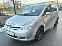 Gebraucht Toyota Corolla Verso 129 PS (94 kW) 2005 Silver metallic Van / Kleinbus