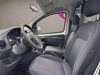 Gebraucht Citroën Nemo 73 PS (53 kW) 2009 Lack weiss banquise/deckende l Van / Kleinbus